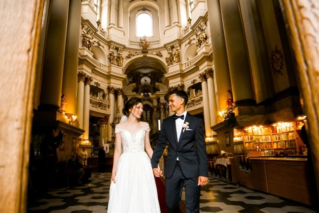 英國教堂行婚禮：零付費！