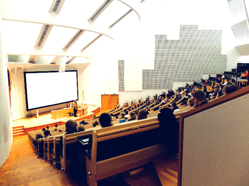 英國宗教研究科學生下降 神學影響世界力度受挫？