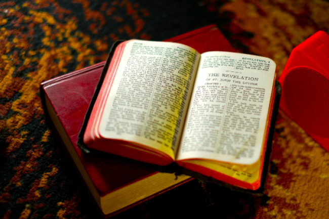 浸大篤信力行講座 鄧瑞強析啟示錄:上帝俯視塵世