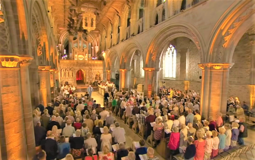 BBC老牌宗教節目60周年 英女皇「賀壽」