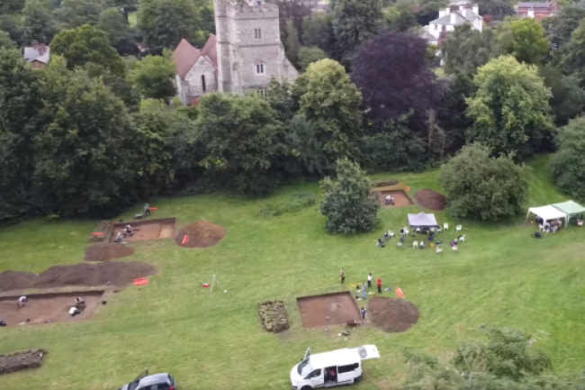 英國8世紀修道院出土 述說女權輝煌史跡