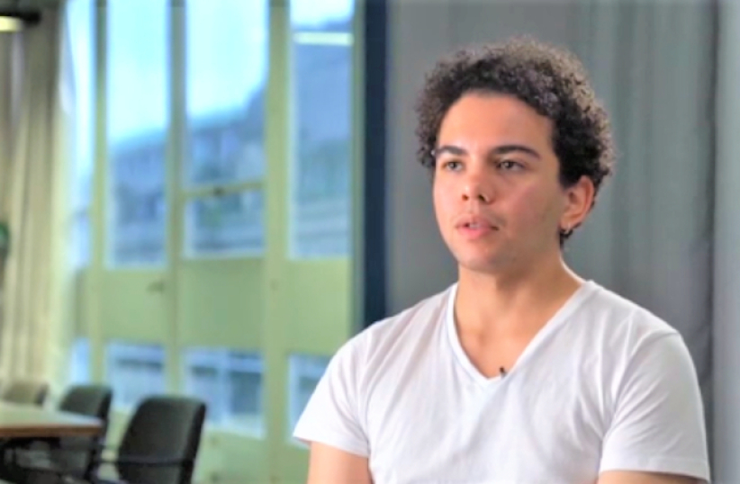 英國衛生局修訂指南 認跨性別蘗物危害兒童 