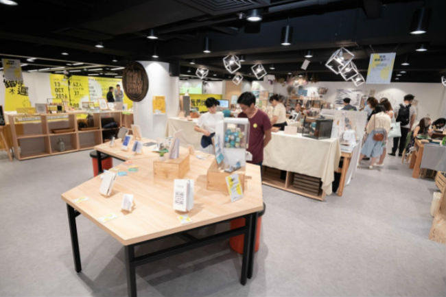 突破成果展 拓空間助年輕代探索職志