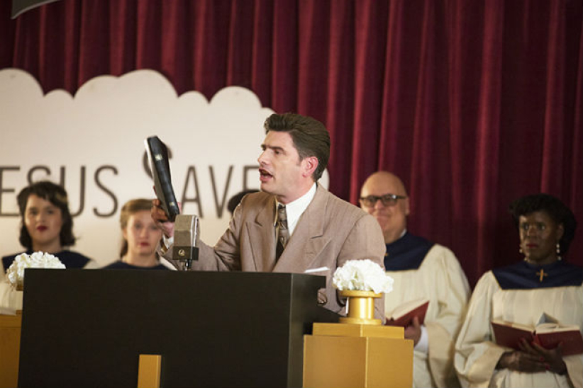 《坚不可摧2》二战英雄归主故事 孙儿亲演葛培理牧师