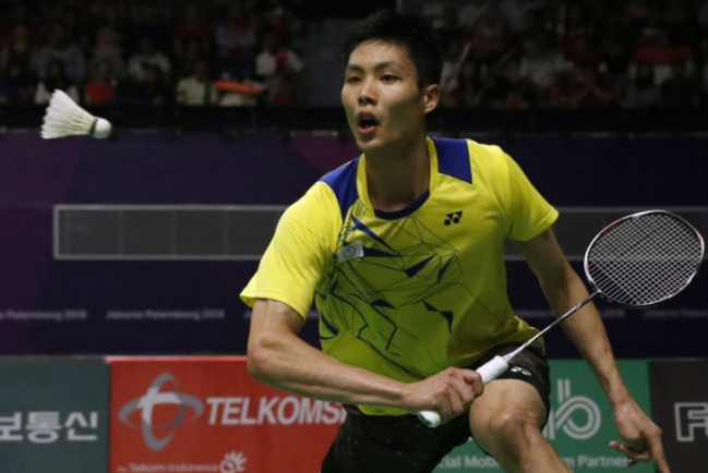 羽毛球手周天成亞運會首奪銀 信仰助力逆風翻盤