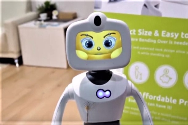 創新智能家居機械人 提食藥講福音為長者作伴