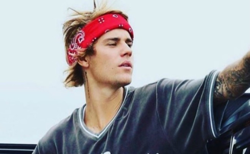 小賈斯汀向IG粉絲翻唱榜首基督教歌《不顧一切的愛》