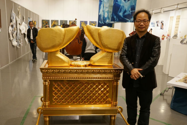 「祝福亞洲」藝術作品水平高 真實比例金約櫃甚有特色