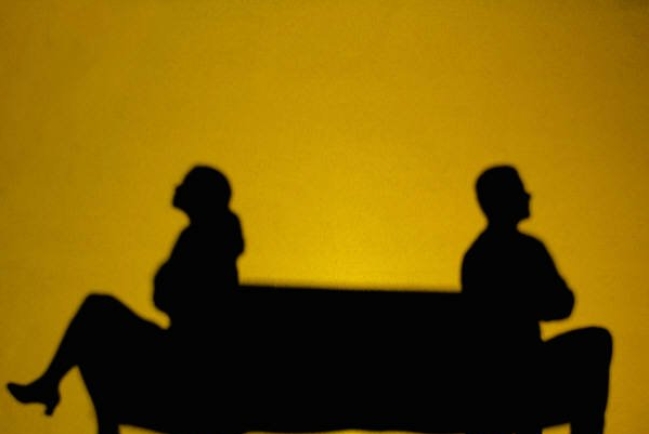 「委曲求全」能換「圓滿婚姻」嗎﹖專家：夫妻要有健康底線！