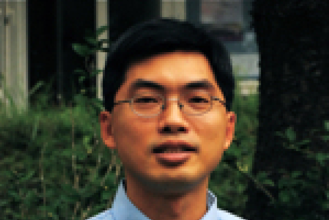 盧龍光留任崇基助新院長邢福增迎挑戰