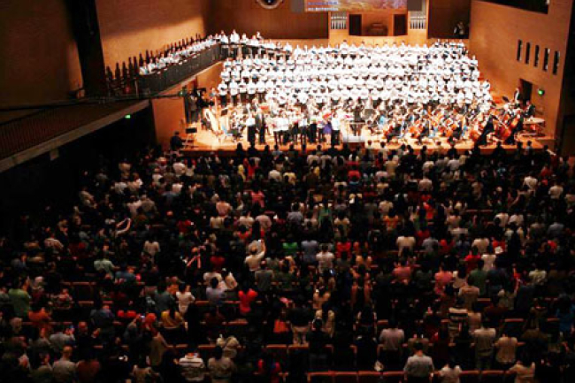 遠志明墨爾本「天歌2013」音樂佈道會餘音繞樑