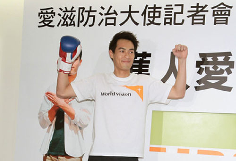 杨祐宁赞郭采洁勇敢 指同性婚姻法有瑕疵