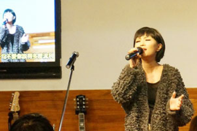 台灣歌手黃美珍《無聲抗議》傳遞生命價值