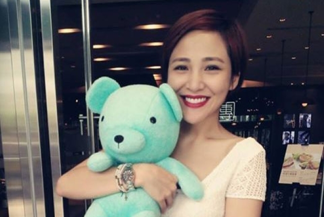 台歌手梁文音鼓勵歌迷育敬虔後裔