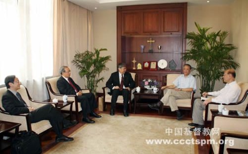 中神李思敬訪三自兩會 促日後神學教育交流