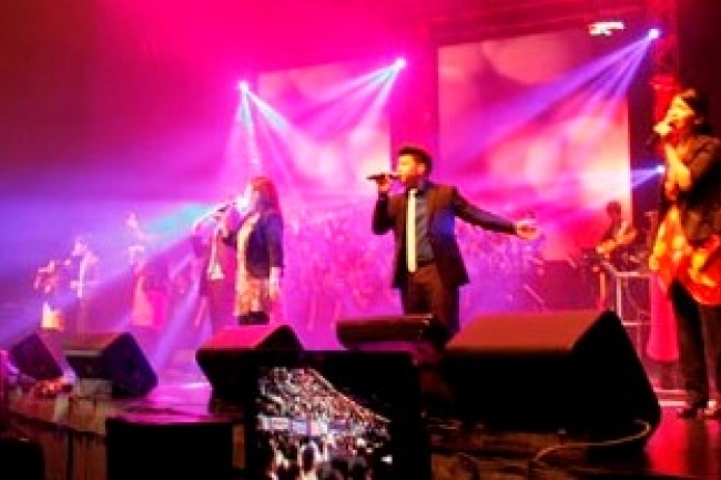 讚美之泉2013敬拜巡迴8月再臨香港