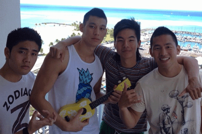 林書豪夏威夷渡假 秀帥氣陽光男孩形象