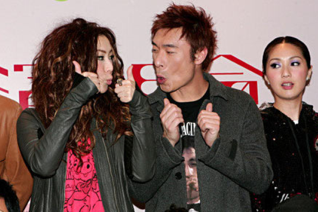 許志安去年受洗 鄭秀文拒草率決定結婚