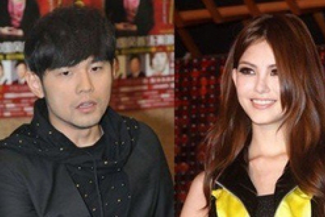 周杰倫受洗信耶穌 為女友車禍逼切禱告