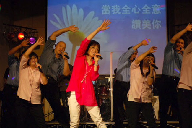 泥土音樂新專輯《幸福》出爐好評如潮