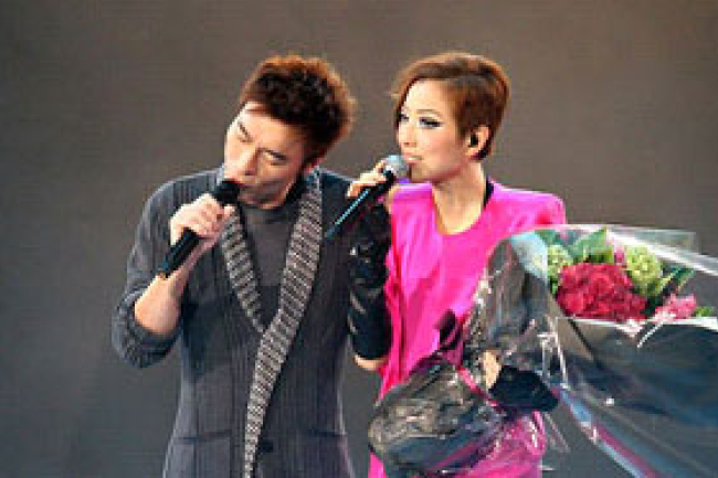 鄭秀文許志安真的「同居試婚」嗎﹖