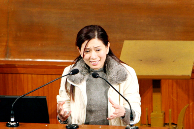 前藝人羅慧娟見證—親證耶穌說「很愛妳」