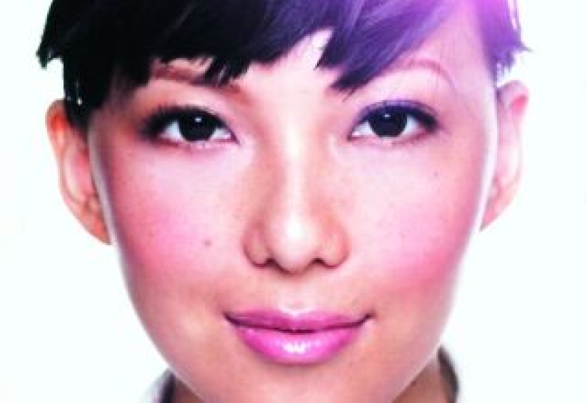 衞詩返教會不再自私 夢想為非洲孩子建校