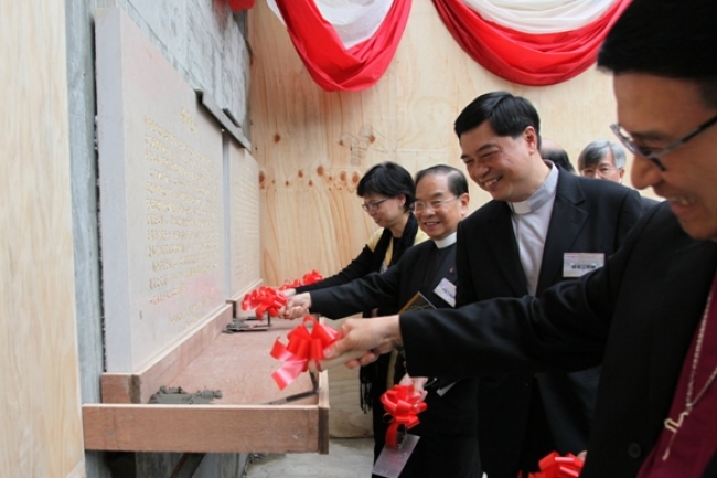 崇基神學院新聖堂奠基 各宗派領袖出席