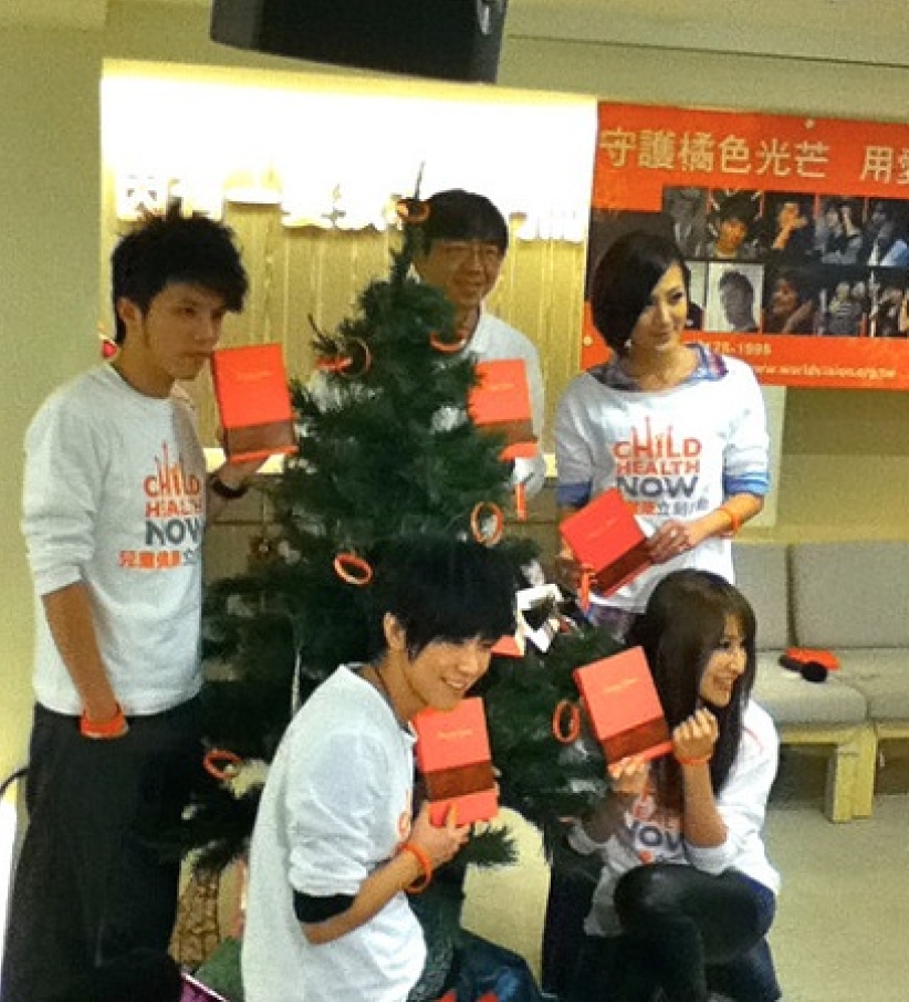 蕭亞軒、吳建豪、小S響應：讓每天都是聖誕節！