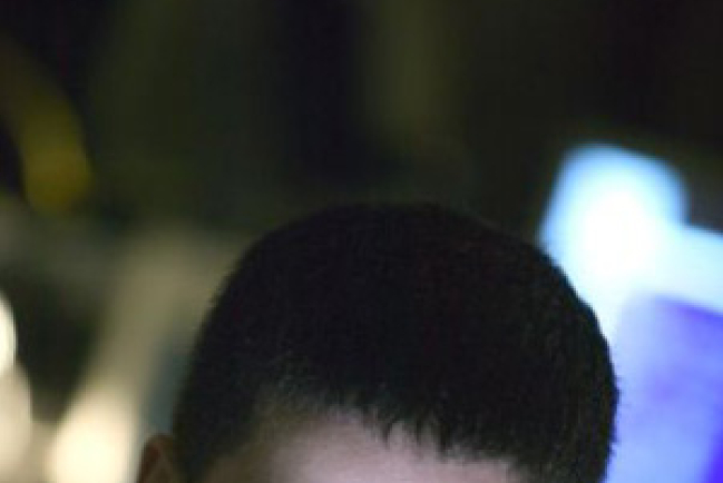 當丈夫迷戀色情網站時