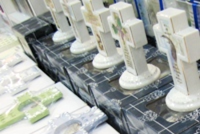 資深行家周文志：掛名基督教禮品充斥市場