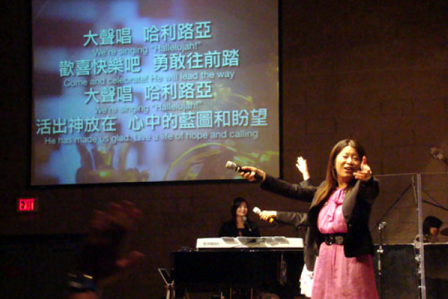 讚美之泉敬拜巡迴溫哥華站歡慶落幕