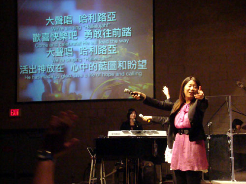 讚美之泉敬拜巡迴溫哥華站歡慶落幕 