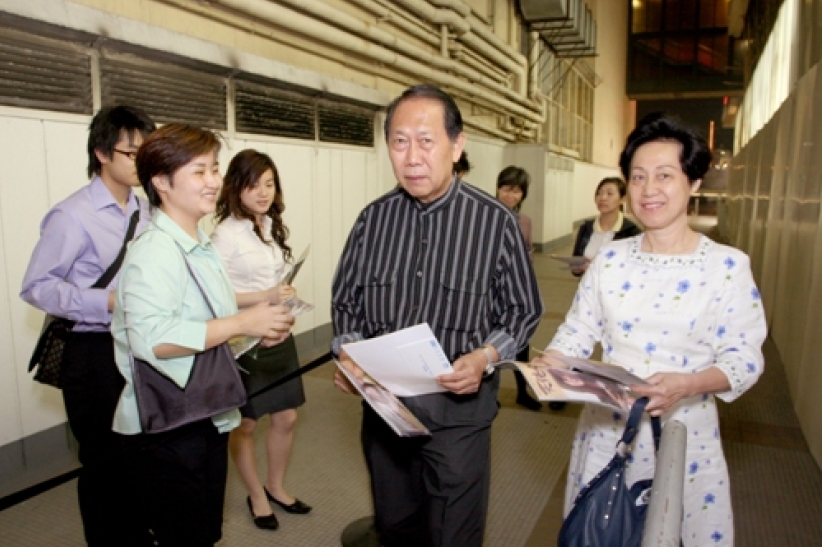 全新粤语版《帝皇密令︰信徒受难曲》 江华、吴宗文牧师配音