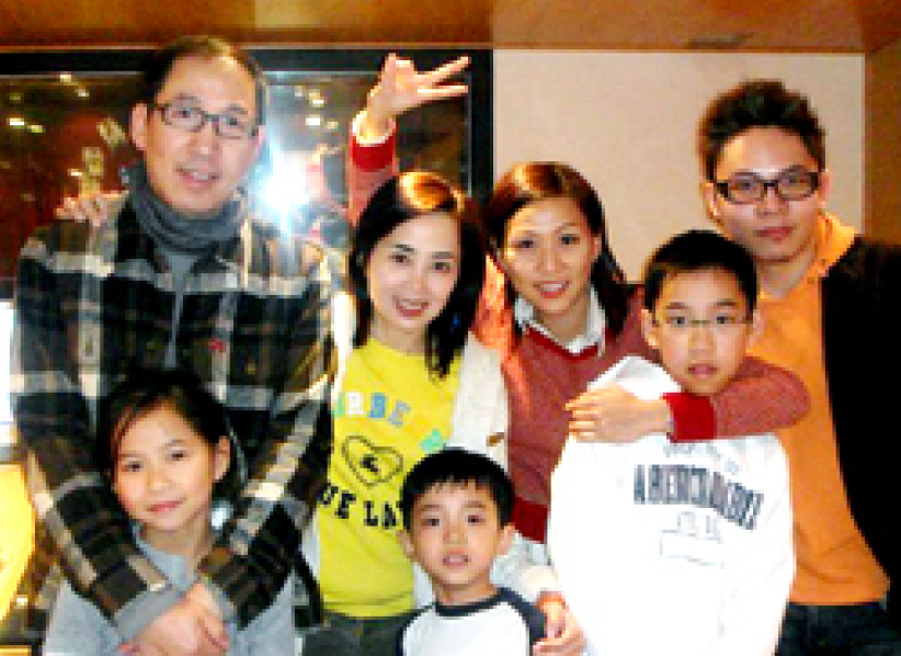 蔣麗萍、黃毓民、張堅庭同心演繹新碟「親眼看見你」