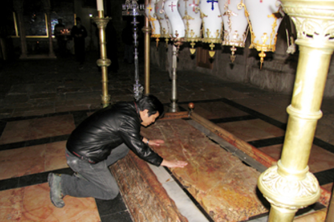 「地球深度行」將於創世、亞視二台上映 與觀眾翻阅《聖經》歷史遺址