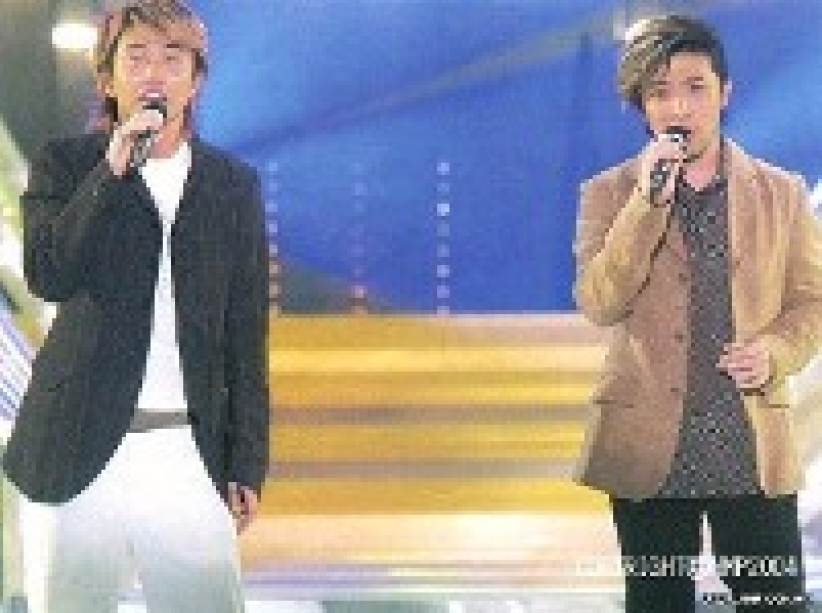 實力派音樂唱作人張崇基、張崇德推出首張英語聖誕專輯