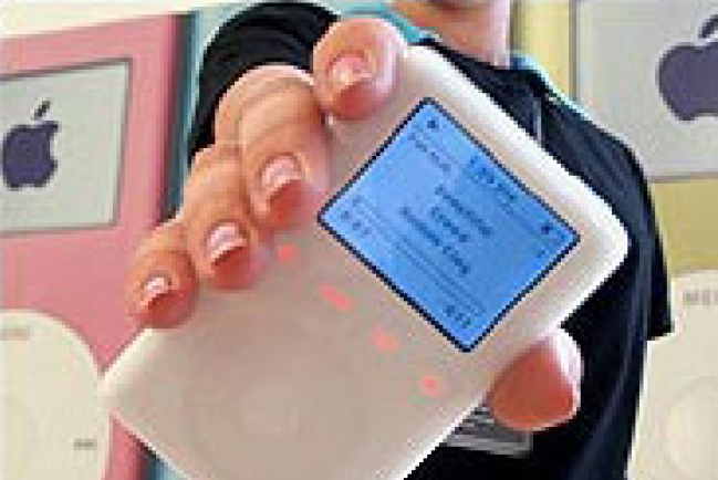 神的話語隨身聽讀——「iPod聖經」明年面世！