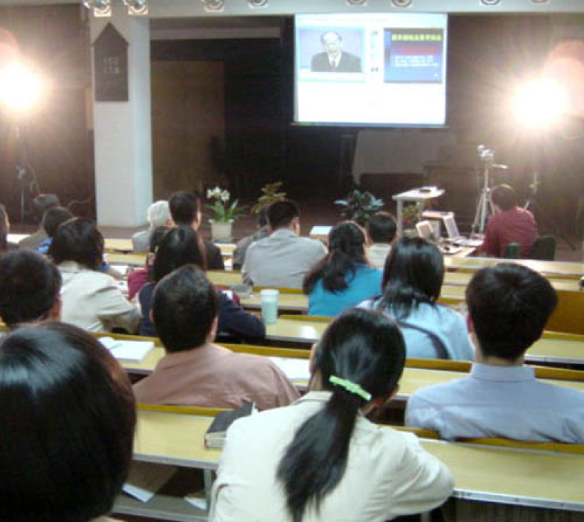 「網上真人教室」首向金陵協和神學院測試