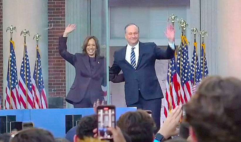 情感坦誠的時刻？賀錦麗敗選演講透視政客的靈魂 