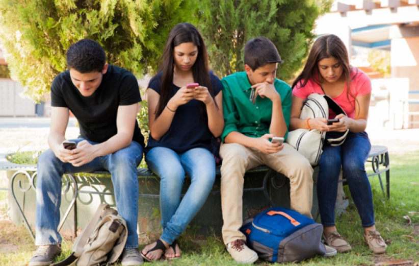 更多青少年意識到社交媒體弊端 卻難言「戒斷」 