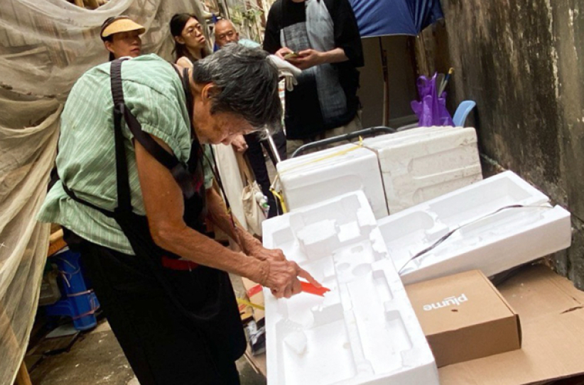 直击拾荒者劳动实记「拾平台」倡议守护隐形劳动者尊严与权益