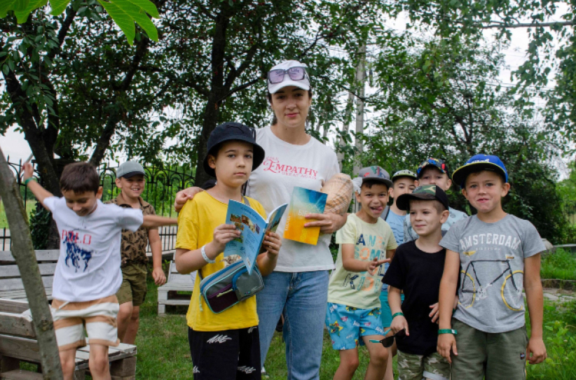 欧亚使命团举办圣经营 以爱医治战争创伤的乌克兰儿童