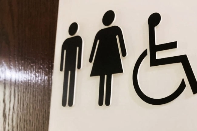 德州通過「全美最嚴洗手間法案」禁生理男進入女性空間