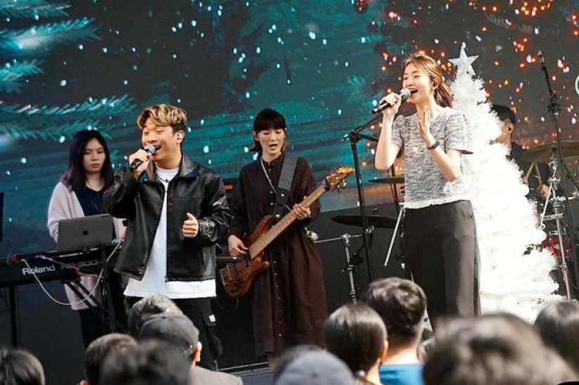 欢乐满圣诞：台湾教会走进社区散发耶稣温馨的爱！