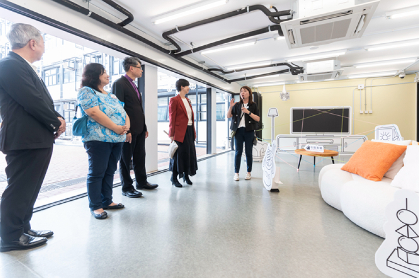 信義會營運新田部屋入伙 全港首個智慧社區過渡性房屋