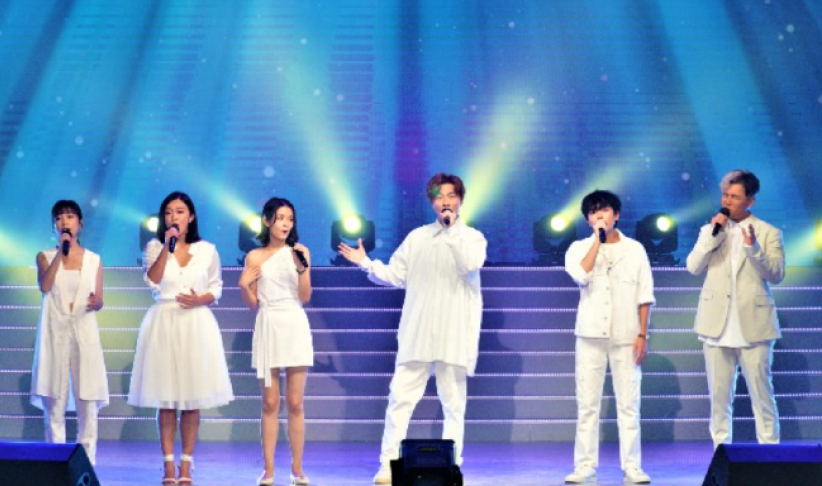 首屆華人詩歌大賽啟動：歌手寓「情書」治癒心靈