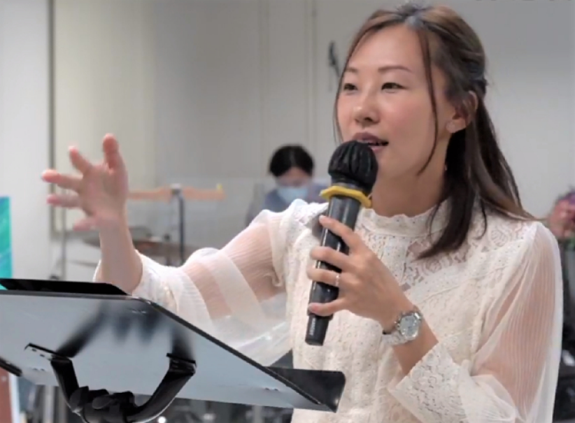 祷告汇多元艺术敬拜夜 王秋燕悟成功：「神爱你，你爱神」 