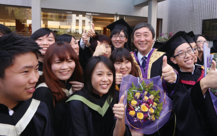 中大校長沈祖堯贈畢業生《聖法蘭西斯禱文》促愛與和平重建社會