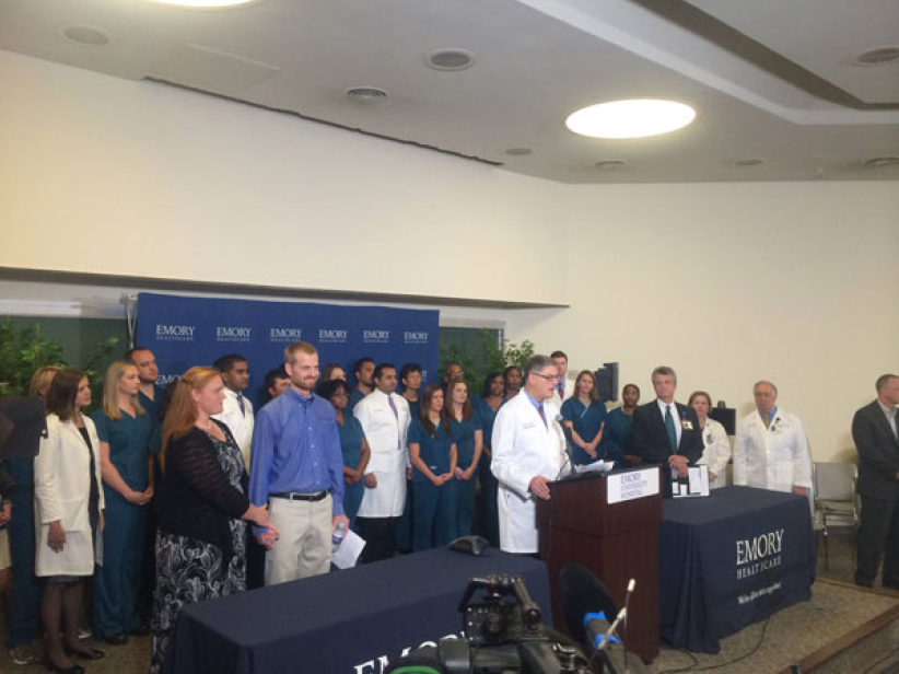 染伊波拉病毒布蘭特利醫生出院 電視向全美見證神